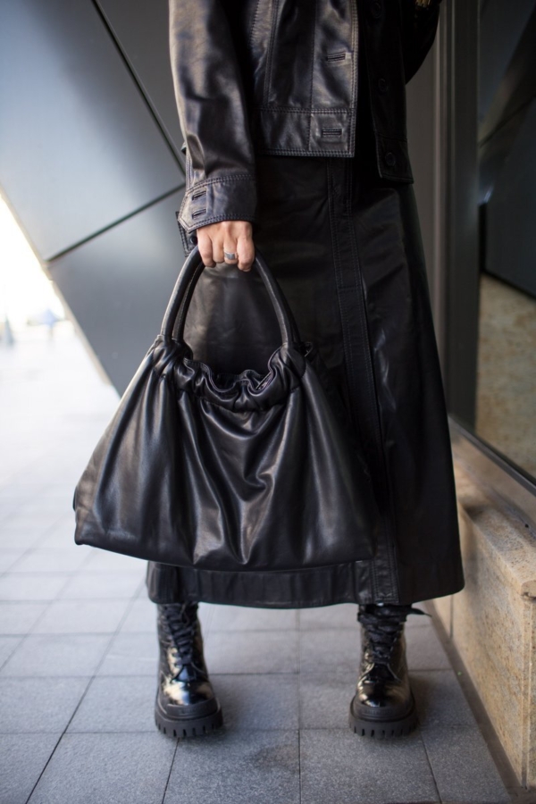 Сумка SHOP BAG из натуральной кожи