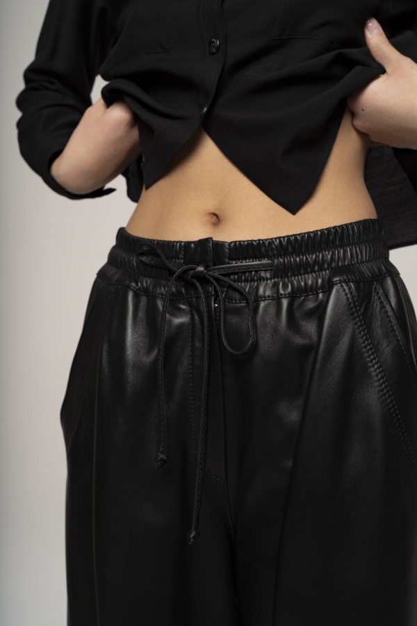 Брюки URBAN BIG из натуральной кожи — Модный дом JULIAKISELEVA